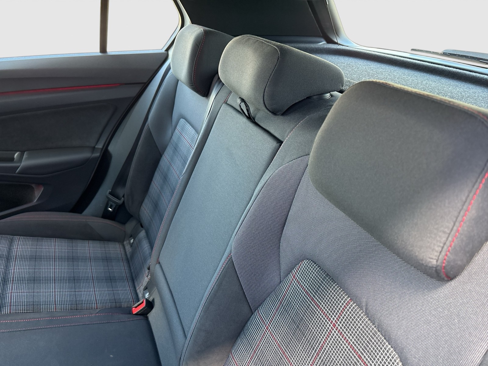 Volkswagen Golf 2.0 GTI BLACK STYLE KAMERA ALU18 NAVI MATRIX