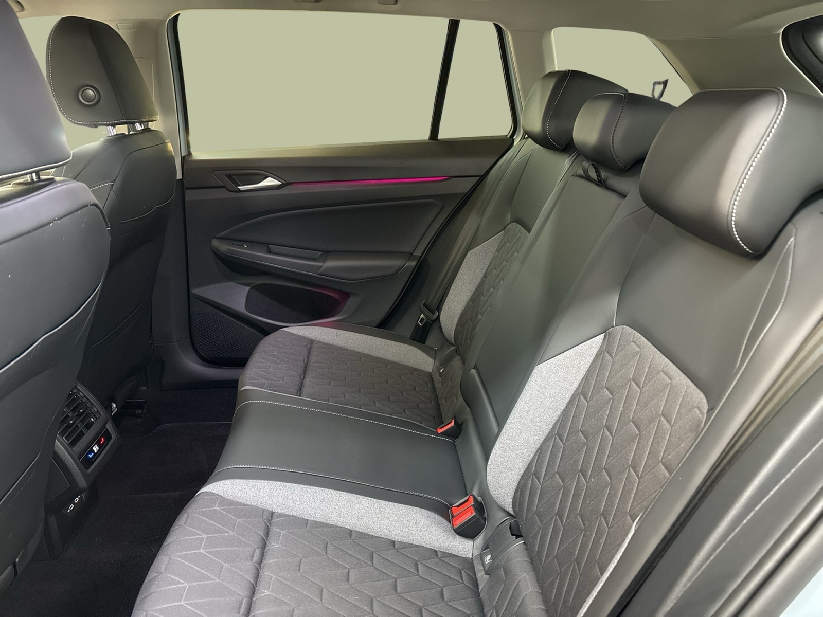 Volkswagen Golf Variant VIII 1.5 eTSI GOAL FACELIFT ACC ALU