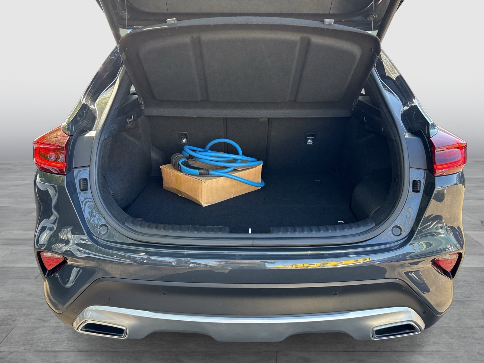 Kia XCeed 1.6 HYBRID PLATINUM EDITION PANO CAM NAVI