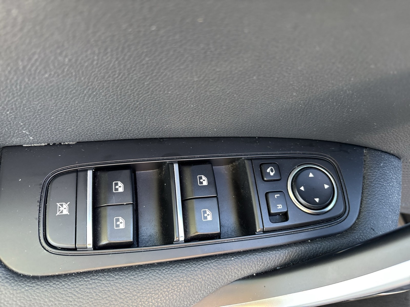 Kia XCeed 1.6 HYBRID PLATINUM EDITION PANO CAM NAVI