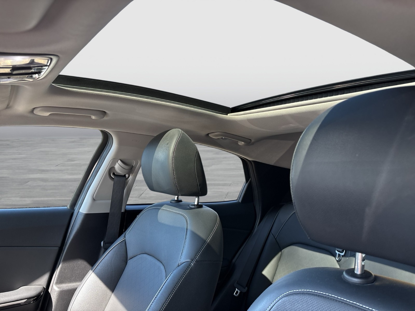 Kia XCeed 1.6 HYBRID PLATINUM EDITION PANO CAM NAVI