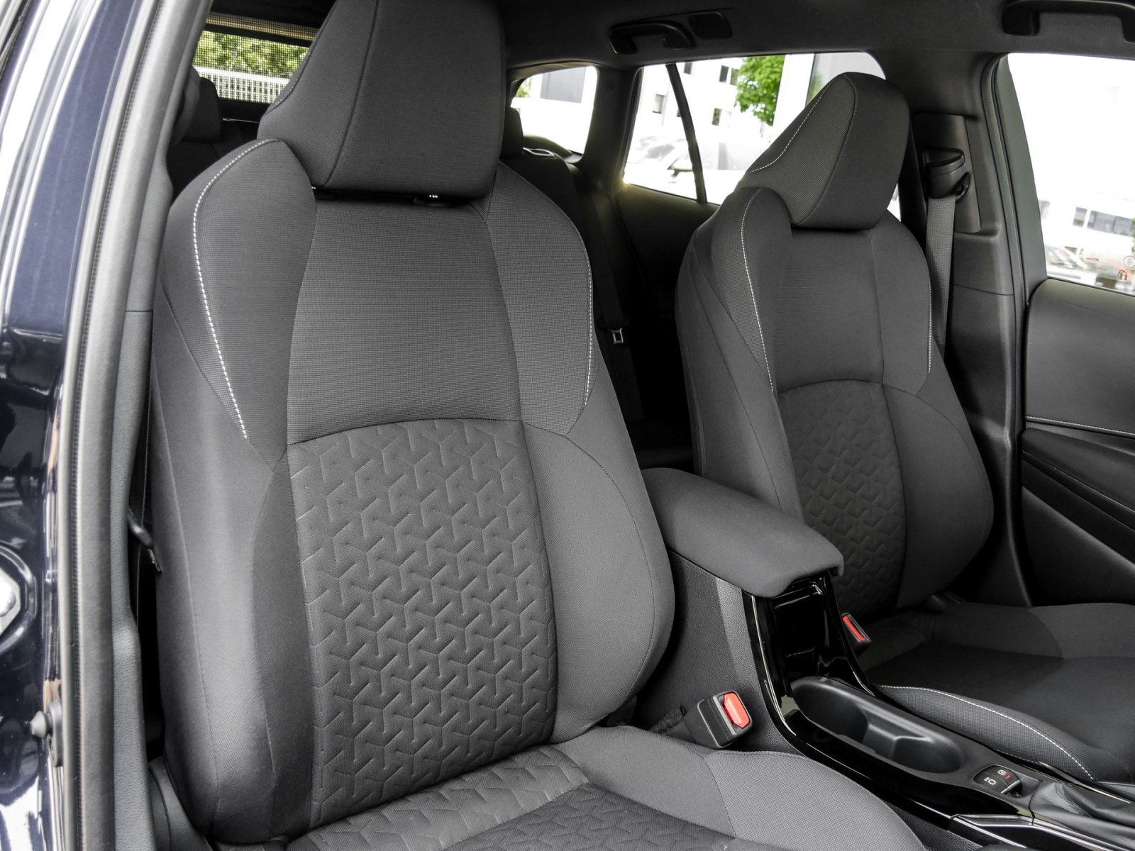 Toyota Corolla Touring Sports HYBRID Team D KAMERA ALU