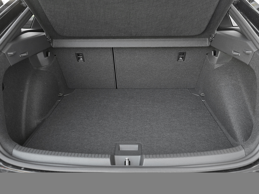 Volkswagen Taigo 1.0 R-LINE BLACK STYLE CAM ACC LM18 NAVI