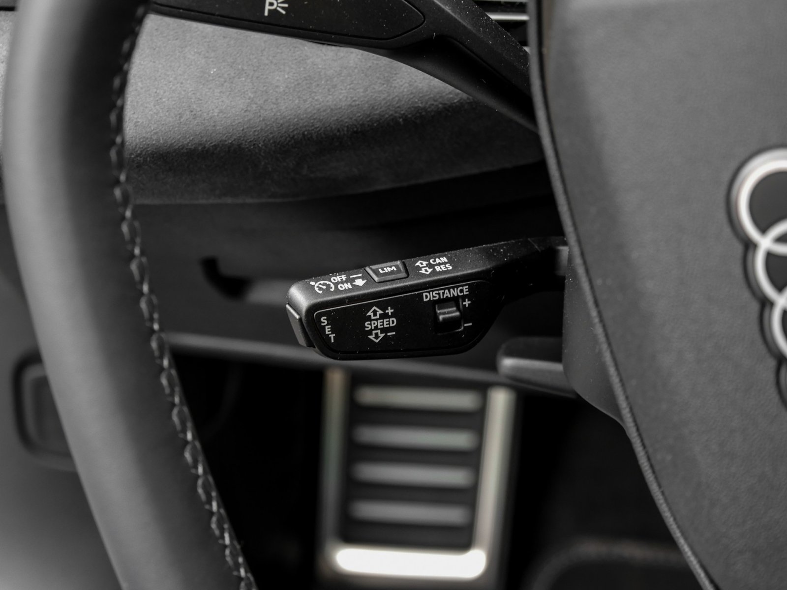 Audi A6 Avant TDI quattro S tronic Memory+SLine+Techplus+Carbon+Sportsitze