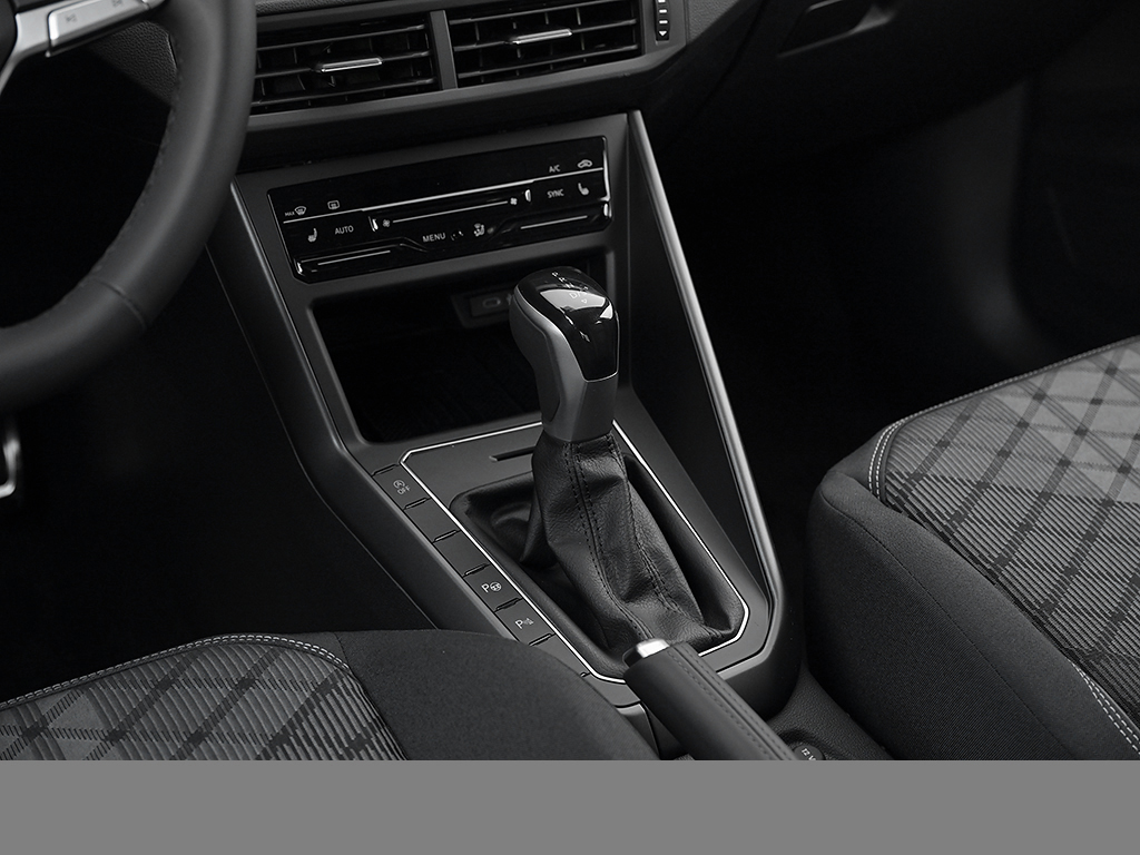 Volkswagen Taigo 1.0 R-LINE BLACK STYLE CAM ACC LM18 NAVI