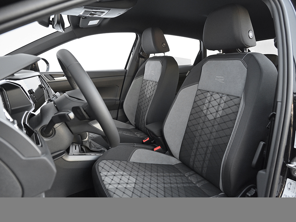 Volkswagen Taigo 1.0 R-LINE BLACK STYLE CAM ACC LM18 NAVI