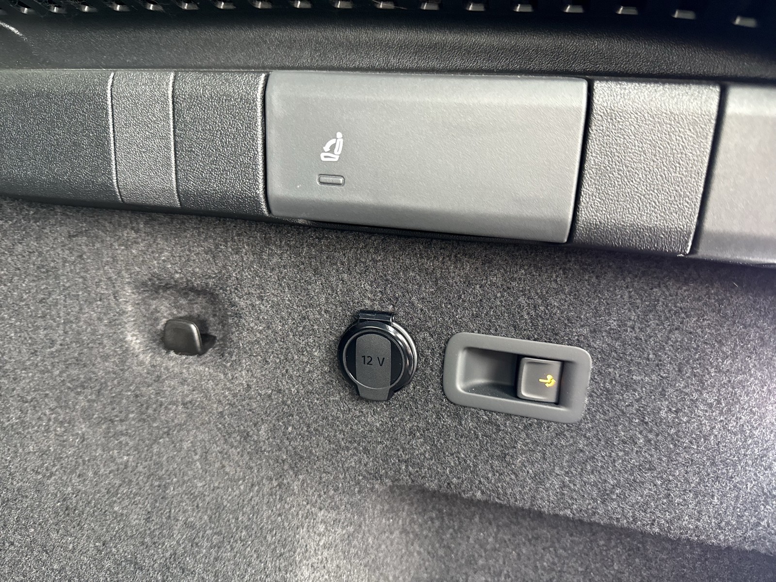 Volkswagen Tayron 1.5 HYBRID LIFE AHK CAM ACC LM18 CARPLAY