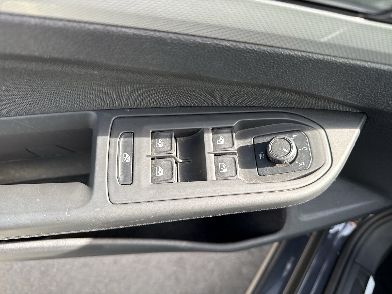 Volkswagen Golf VIII 2.0 CARPLAY VIRTUALCOCKPIT SITZHEIZUNG