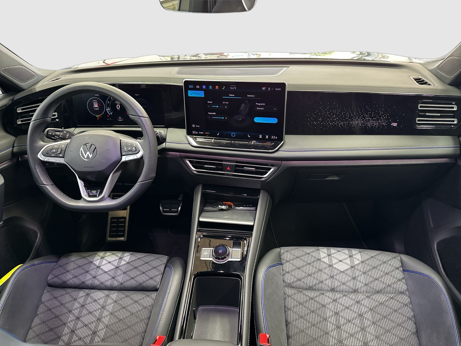 Volkswagen Tiguan 2.0 R-Line ALU20 BLACK STYLE KAMERA 4X4