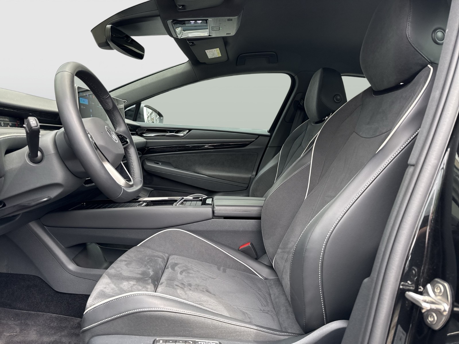 Volkswagen ID.7 PRO S WÄRMEPUMPE AHK 360°CAM ACC LM19 NAVI