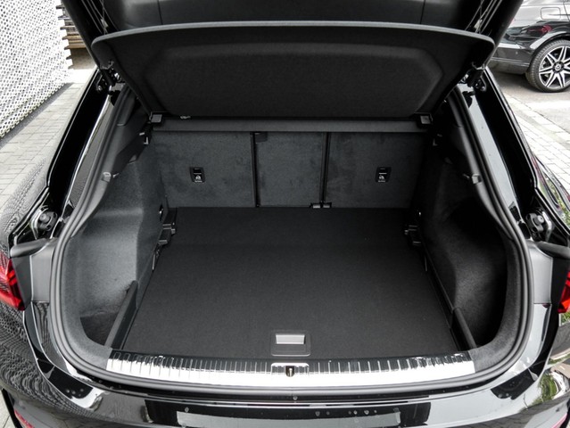 Audi Q3 Sportback 35 S LINE BLACKPAK CAM LM19 EKLAPPE