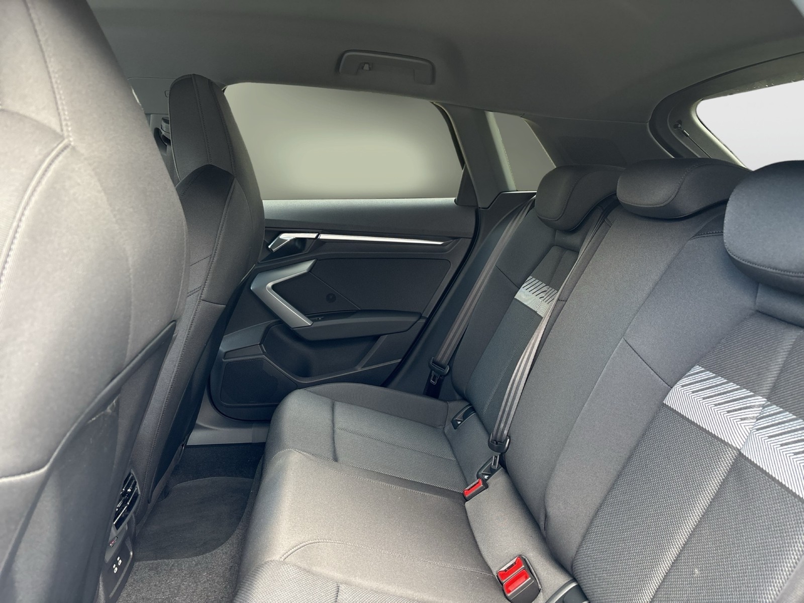 Audi A3 Sportback 35 CAM ACC E-KLAPPE NAVI+ SITZHEIZ.