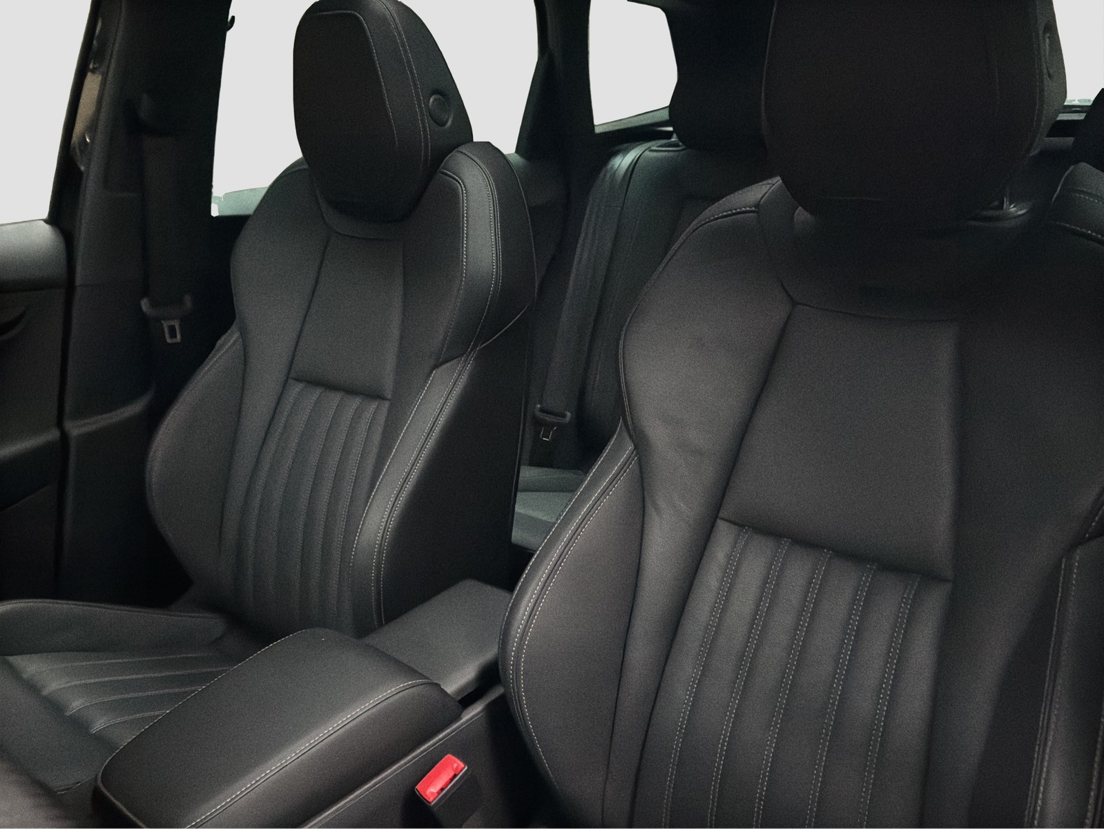 Skoda Karoq 1.5 SPORTLINE LEDER PANO CAM ACC LM18 NAVI