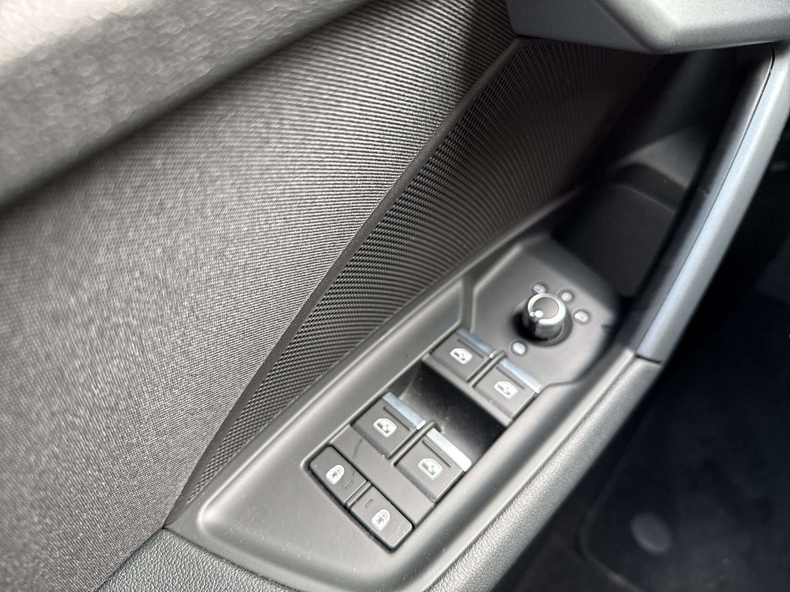 Audi A3 Sportback 30 NAVI+ SITZHEIZUNG CARPLAY ALU