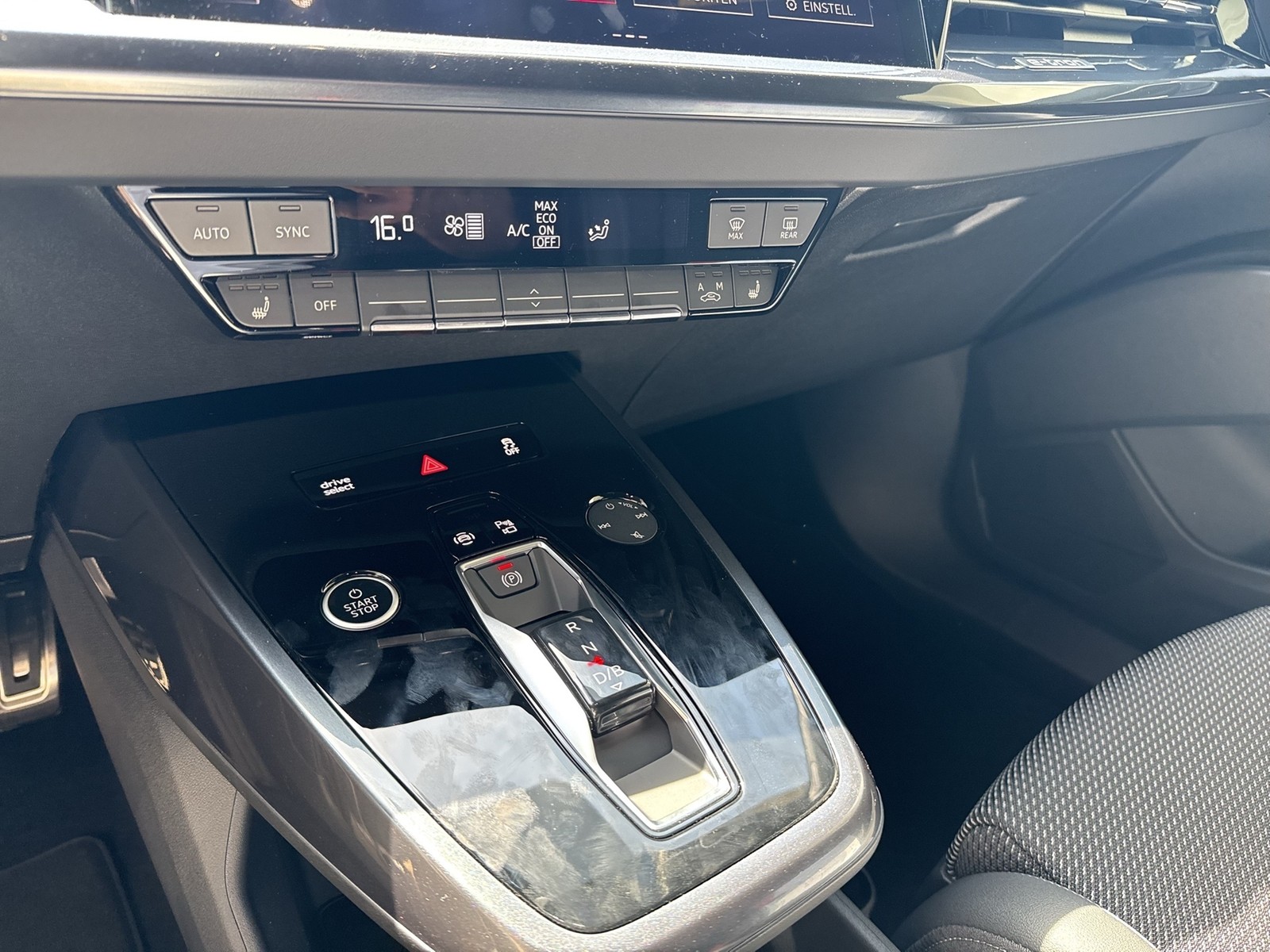 Audi Q4 e-tron 45 quattro S LINE BLACKPAK AHK LM20