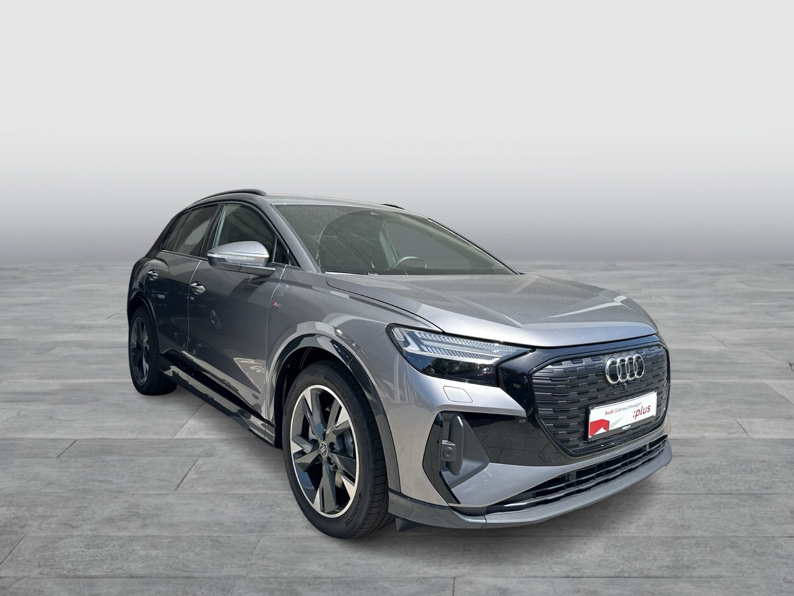 Audi Q4 e-tron 45 quattro S LINE BLACKPAK AHK LM20