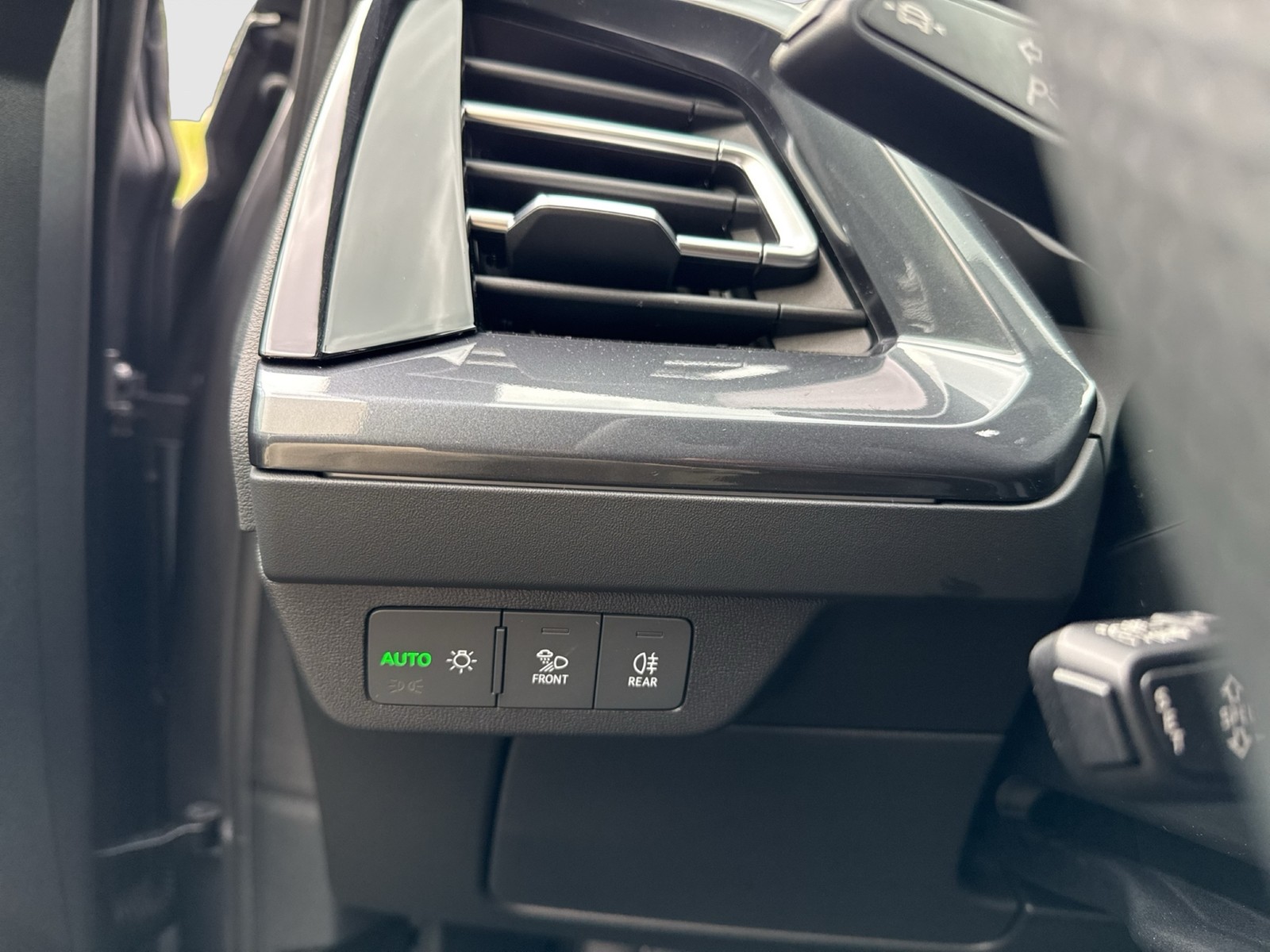 Audi Q4 e-tron 45 quattro S LINE BLACKPAK AHK LM20