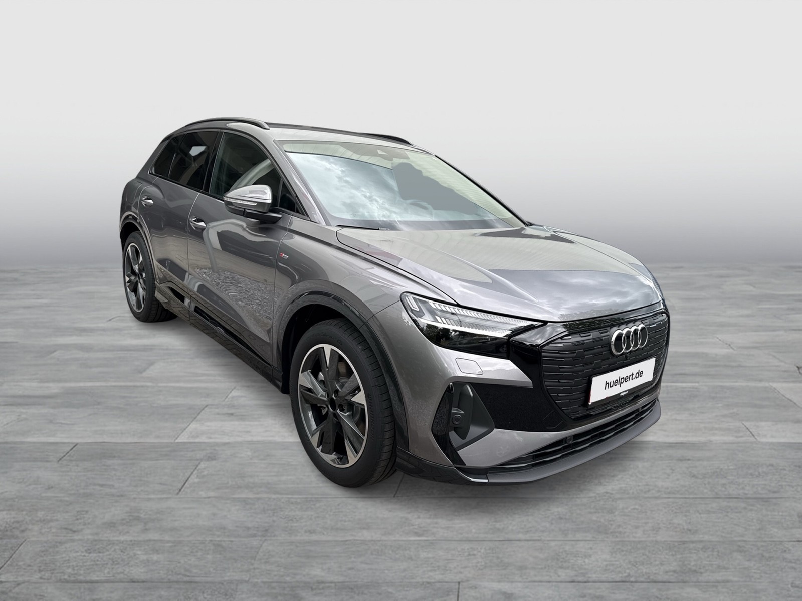 Audi Q4 e-tron 45 quattro S LINE BLACKPAK AHK LM20