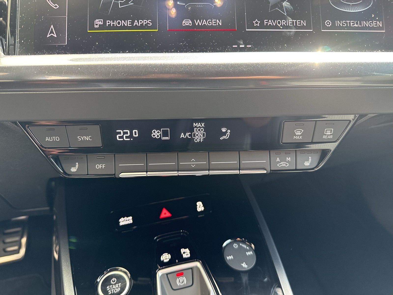 Audi Q4 e-tron 45 quattro S LINE BLACKPAK AHK LM20