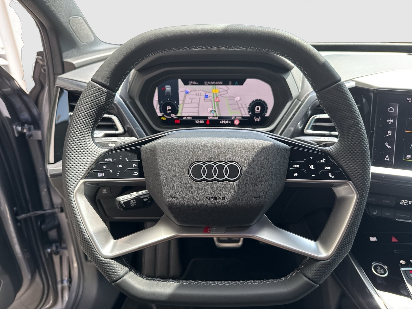 Audi Q4 e-tron 45 quattro S LINE BLACKPAK AHK LM20