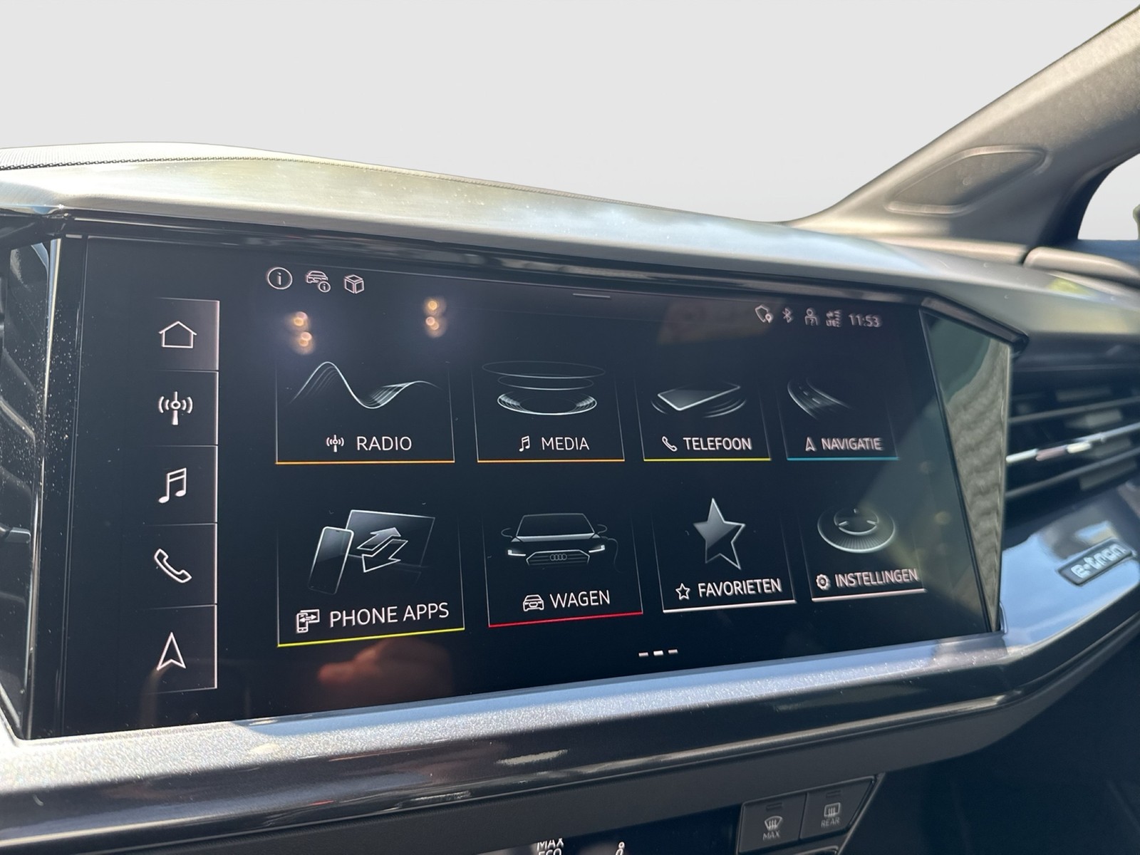 Audi Q4 e-tron 45 quattro S LINE BLACKPAK AHK LM20