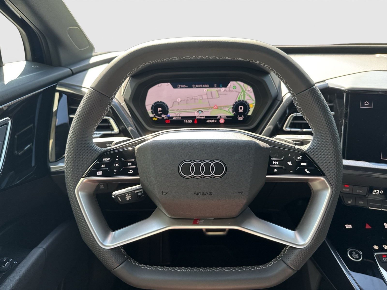 Audi Q4 e-tron 45 quattro S LINE BLACKPAK AHK LM20