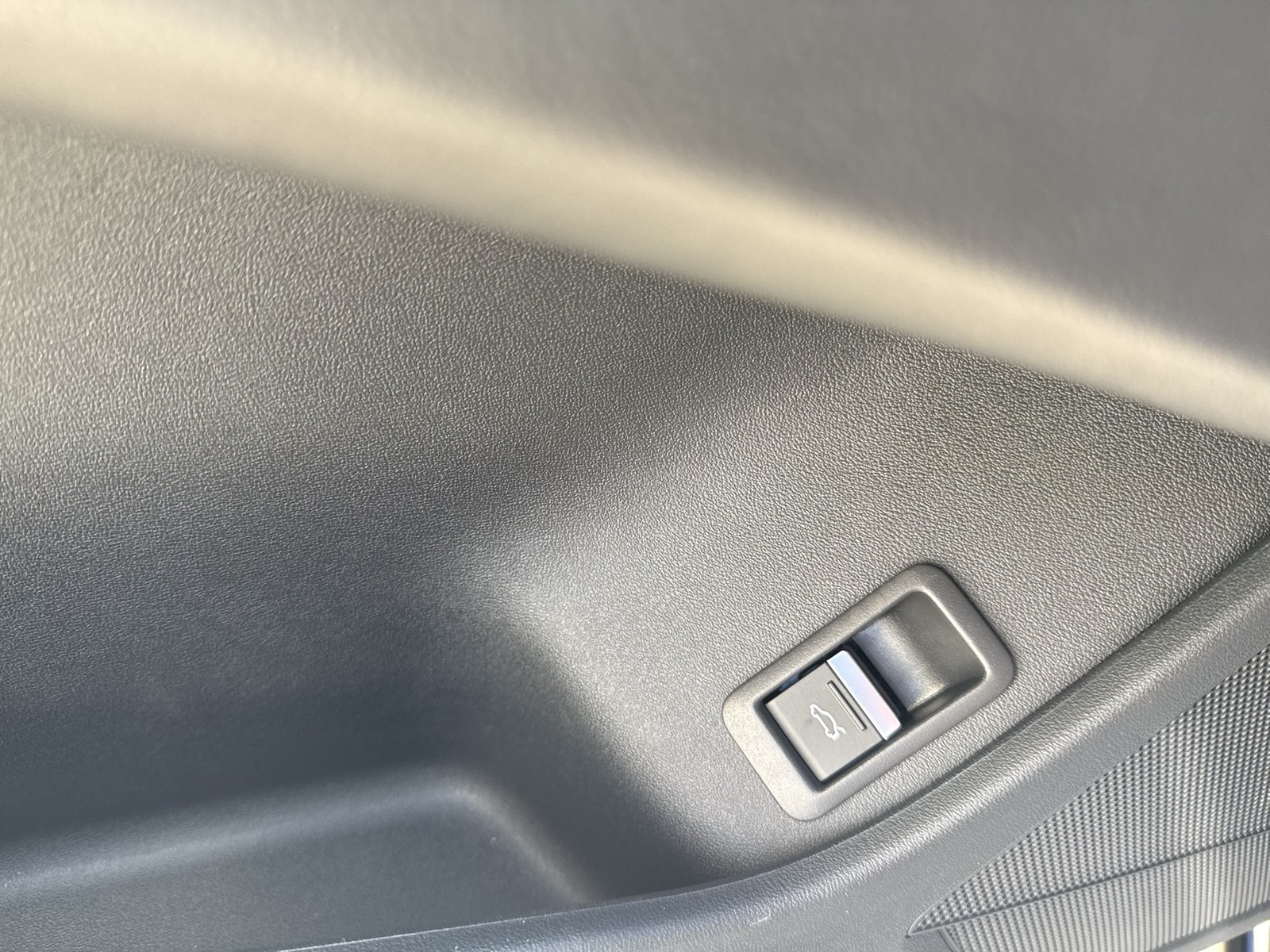 Audi Q4 e-tron 45 quattro S LINE BLACKPAK AHK LM20