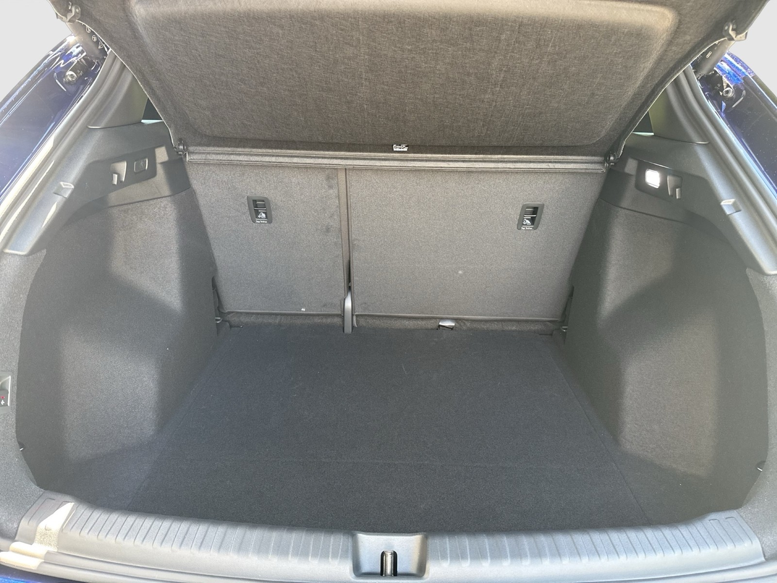 Audi Q4 e-tron 45 quattro S LINE BLACKPAK AHK LM20
