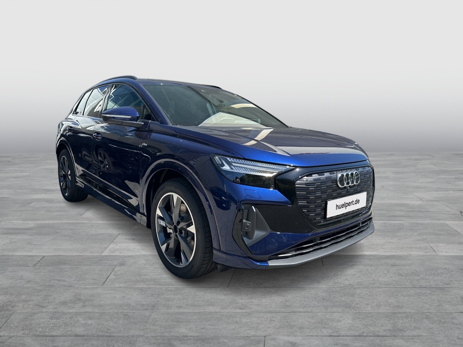 Audi Q4 e-tron 45 quattro S LINE BLACKPAK AHK LM20