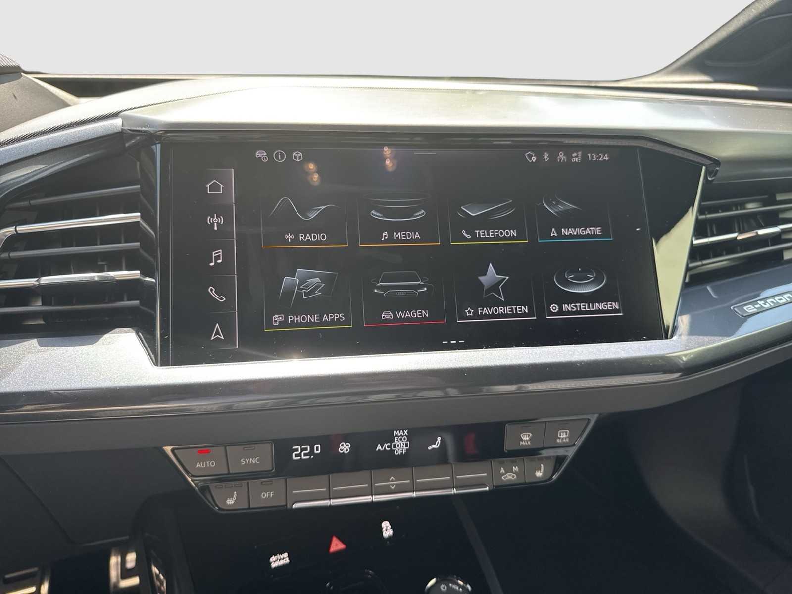 Audi Q4 e-tron 45 quattro S LINE BLACKPAK AHK LM20
