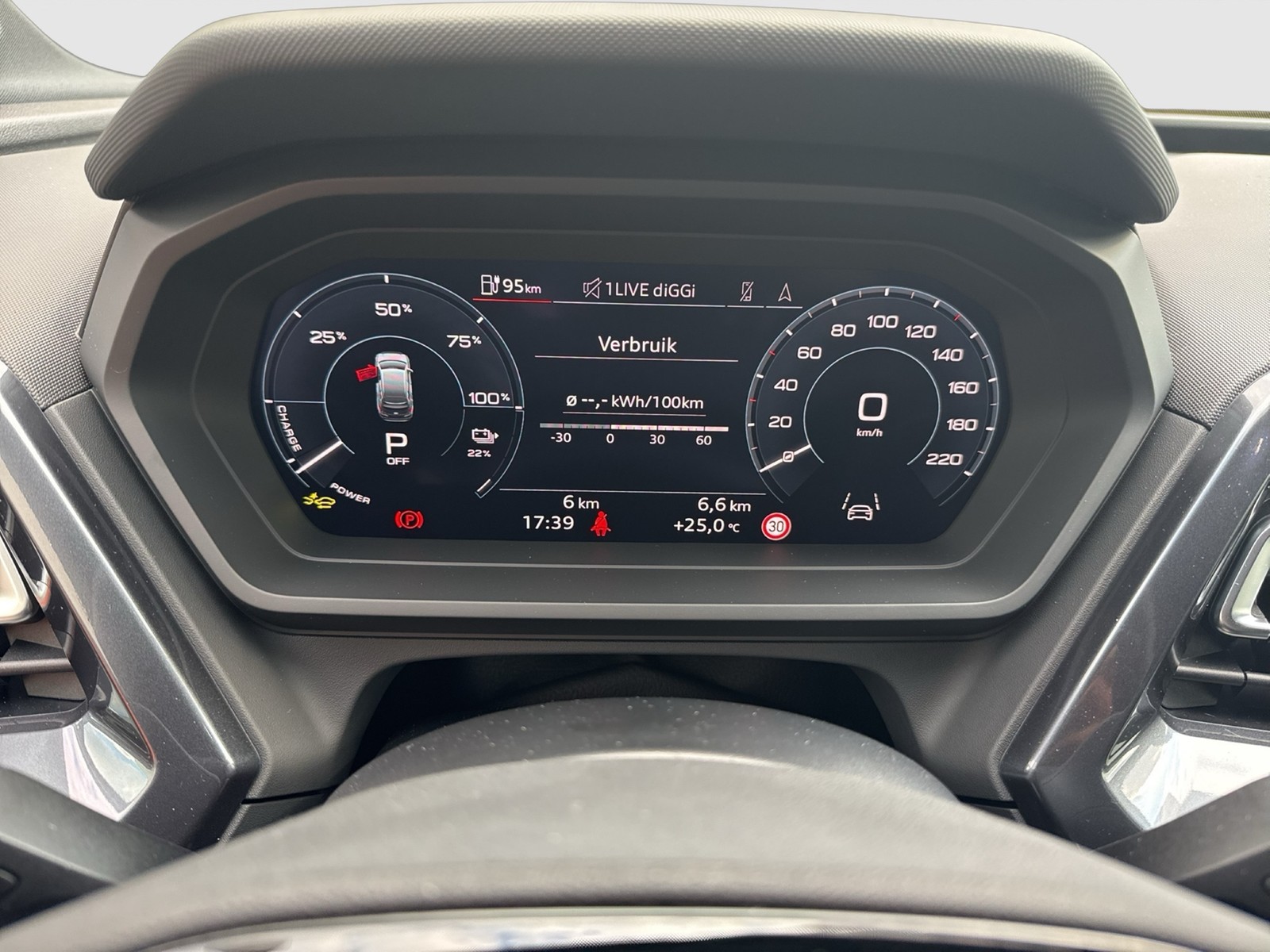 Audi Q4 e-tron 45 quattro S LINE BLACKPAK AHK LM20