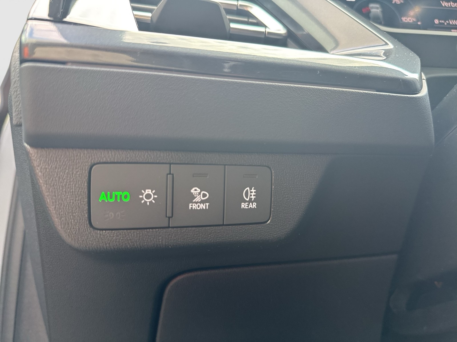 Audi Q4 e-tron 45 quattro S LINE BLACKPAK AHK LM20