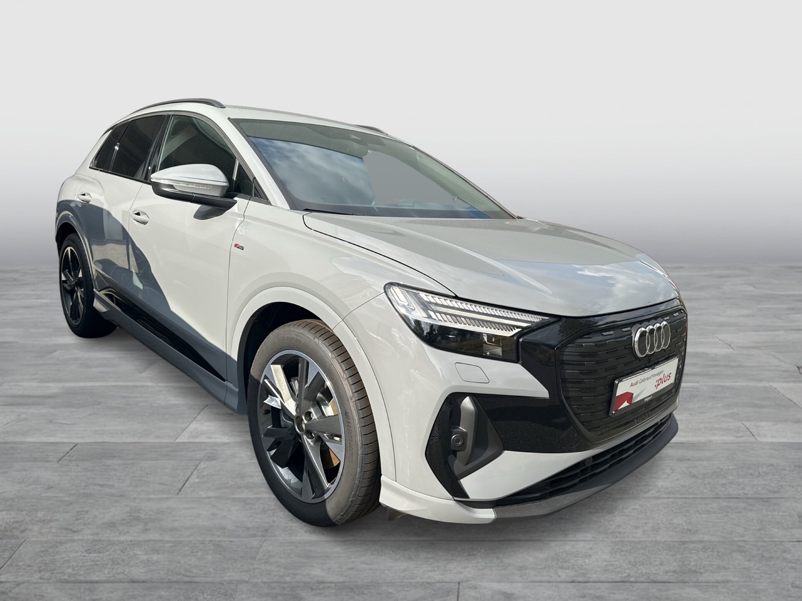Audi Q4 e-tron 45 quattro S LINE BLACKPAK AHK LM20