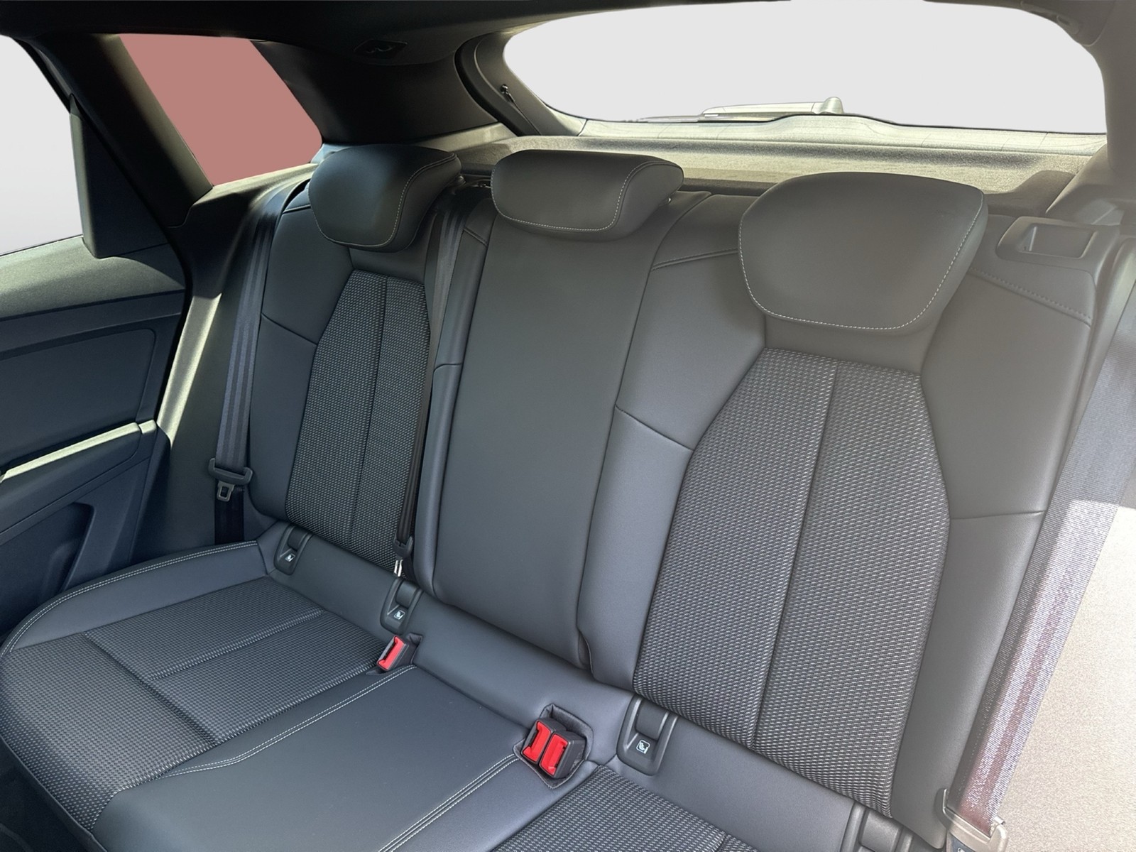 Audi Q4 e-tron 45 quattro S LINE BLACKPAK AHK LM20
