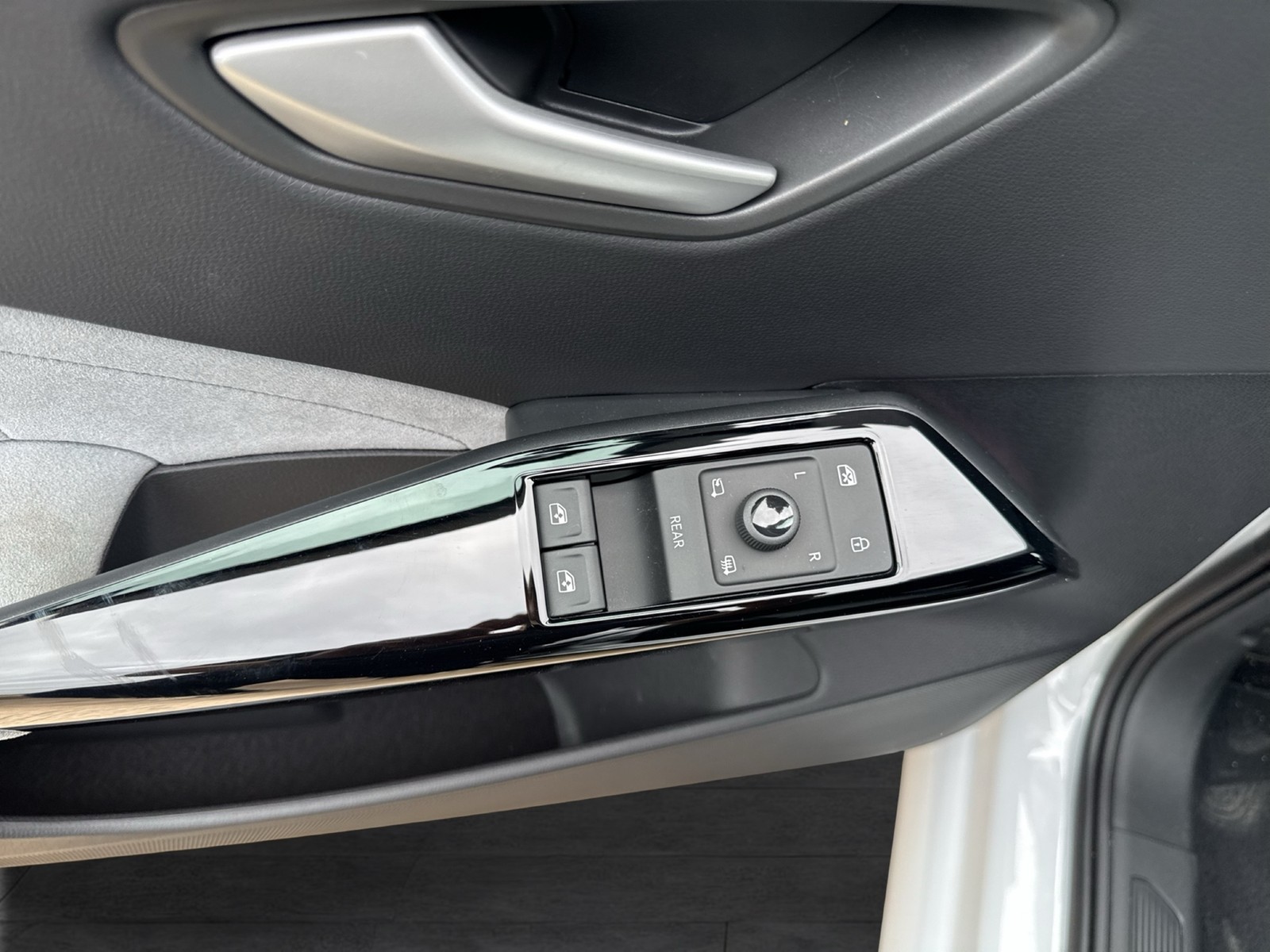 Volkswagen ID.3 PRO S BLACK STYLE WÄRMEPUMPE CAM ACC LM20