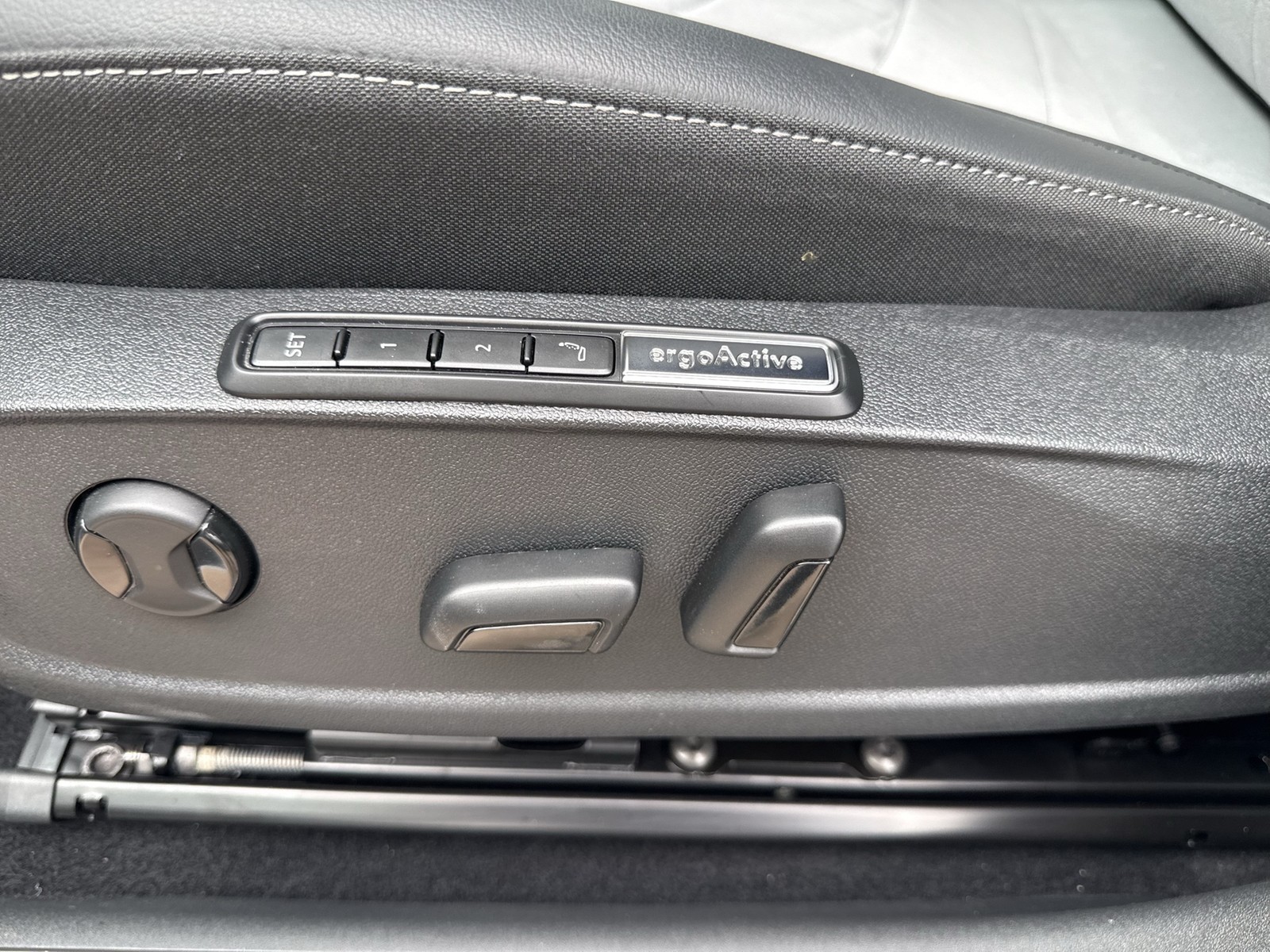 Volkswagen ID.3 PRO S BLACK STYLE WÄRMEPUMPE CAM ACC LM20
