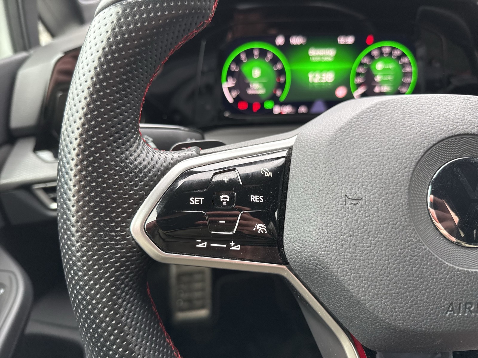 Volkswagen Golf 2.0 GTI BLACK STYLE KAMERA H.KARDON MATRIX