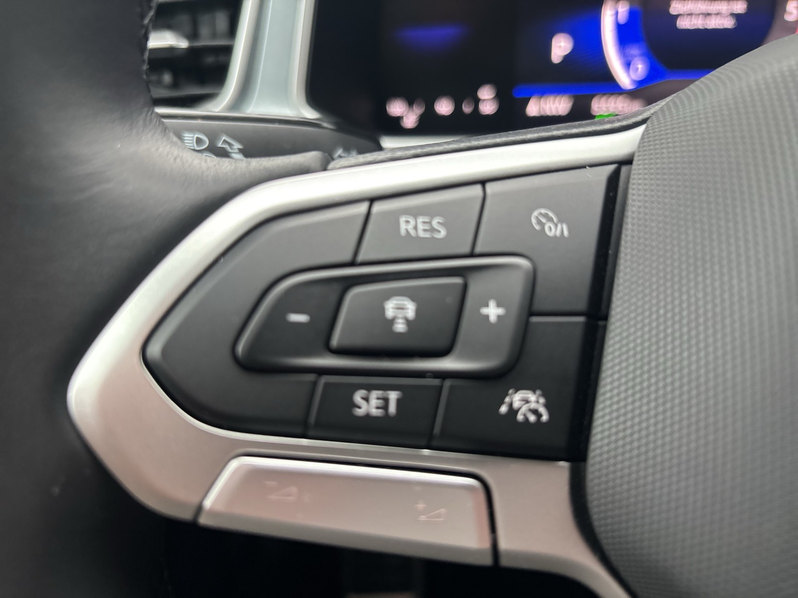 Volkswagen T-Roc 2.0 GOAL ACC SITZHEIZUNG KAMERA LED+ AHK