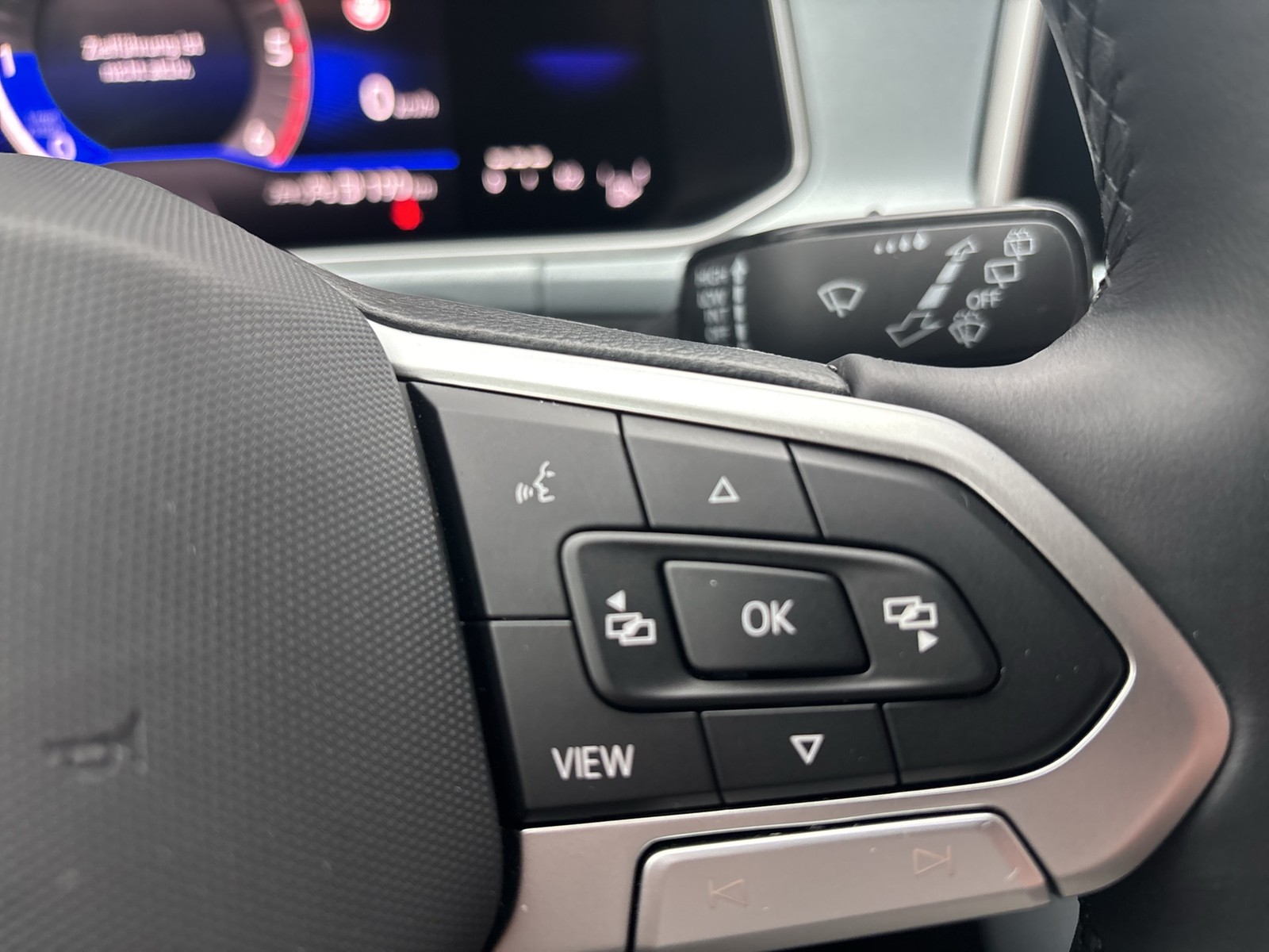 Volkswagen T-Roc 2.0 GOAL ACC SITZHEIZUNG KAMERA LED+ AHK