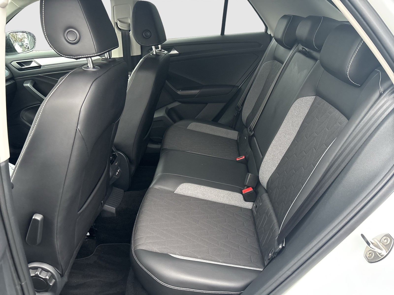 Volkswagen T-Roc 2.0 GOAL ACC SITZHEIZUNG KAMERA LED+ AHK