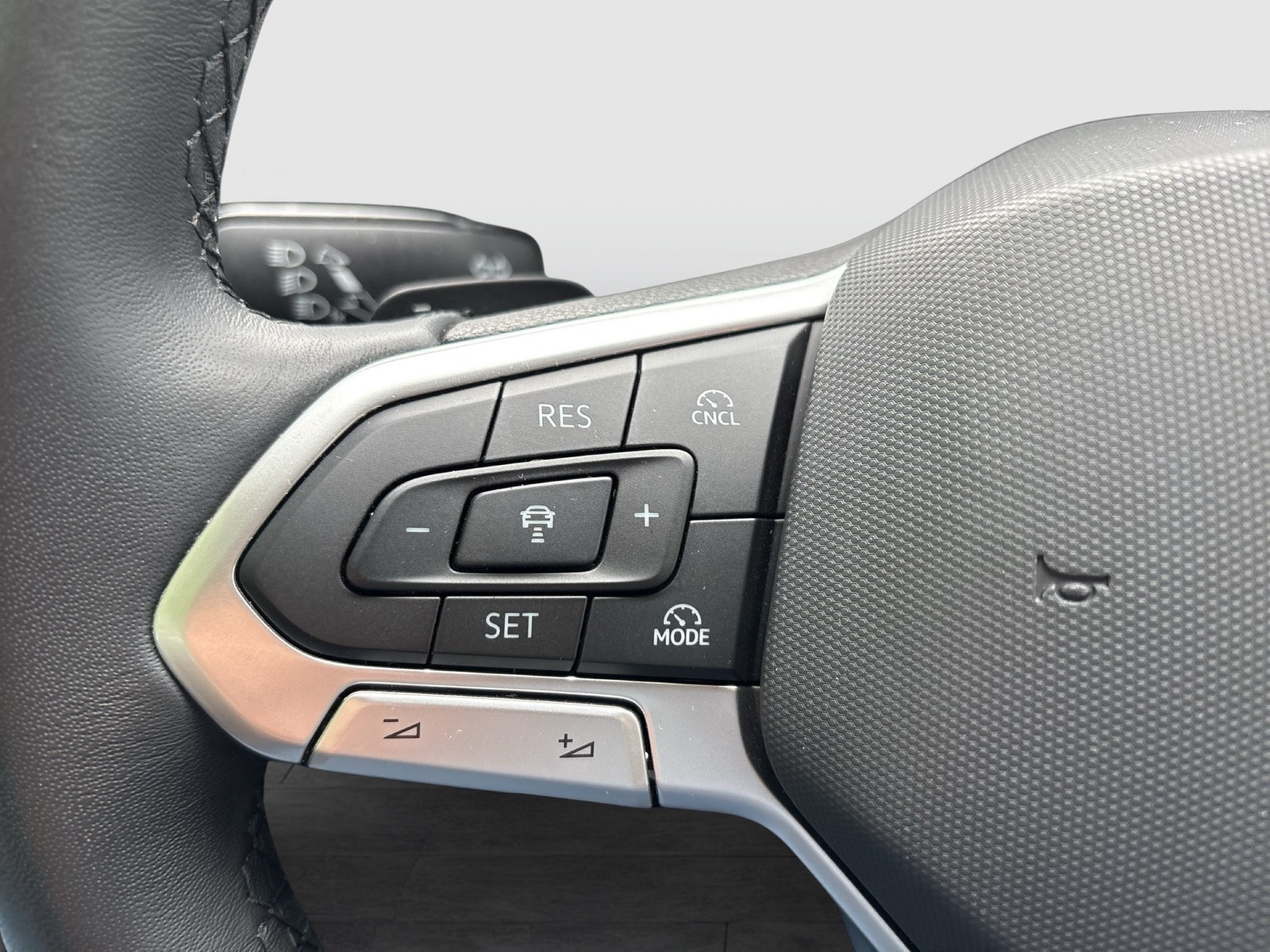 Volkswagen Golf VIII 1.5 eTSI GOAL ACC CARPLAY ALU SITZHEIZUNG