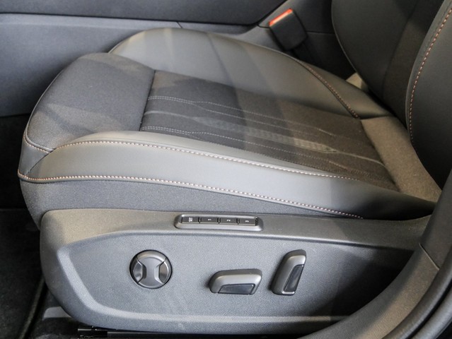 Cupra Leon ST 1.5 eTSI BEATS KAMERA ALU18 eKLAPPE NAVI