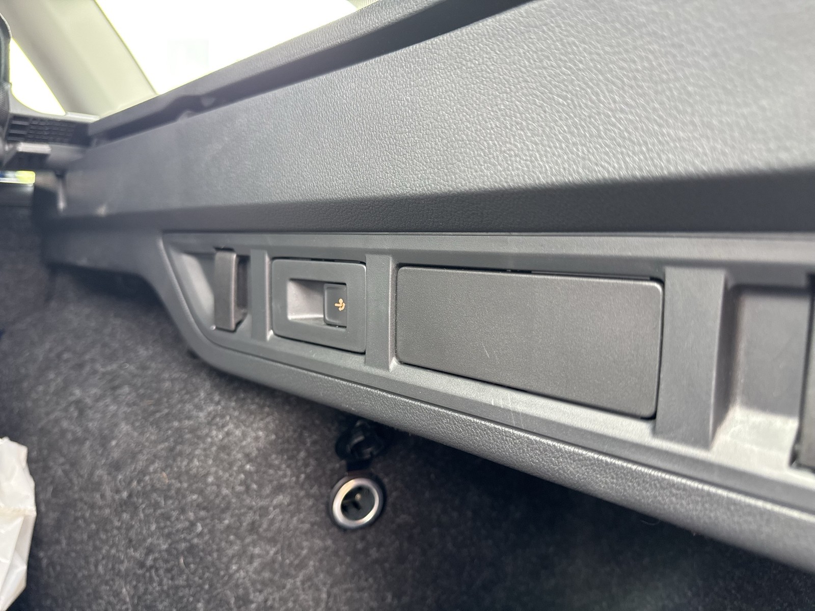 Skoda Octavia Combi 1.5 e-TEC SELECTION AHK CARPLAY