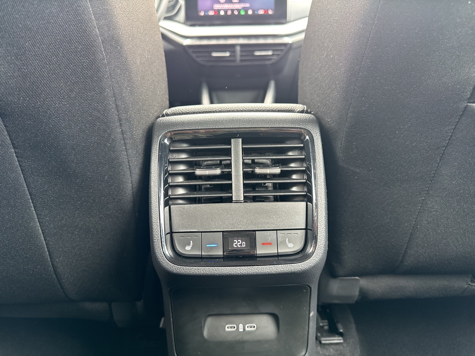 Skoda Octavia Combi 1.5 e-TEC SELECTION AHK CARPLAY