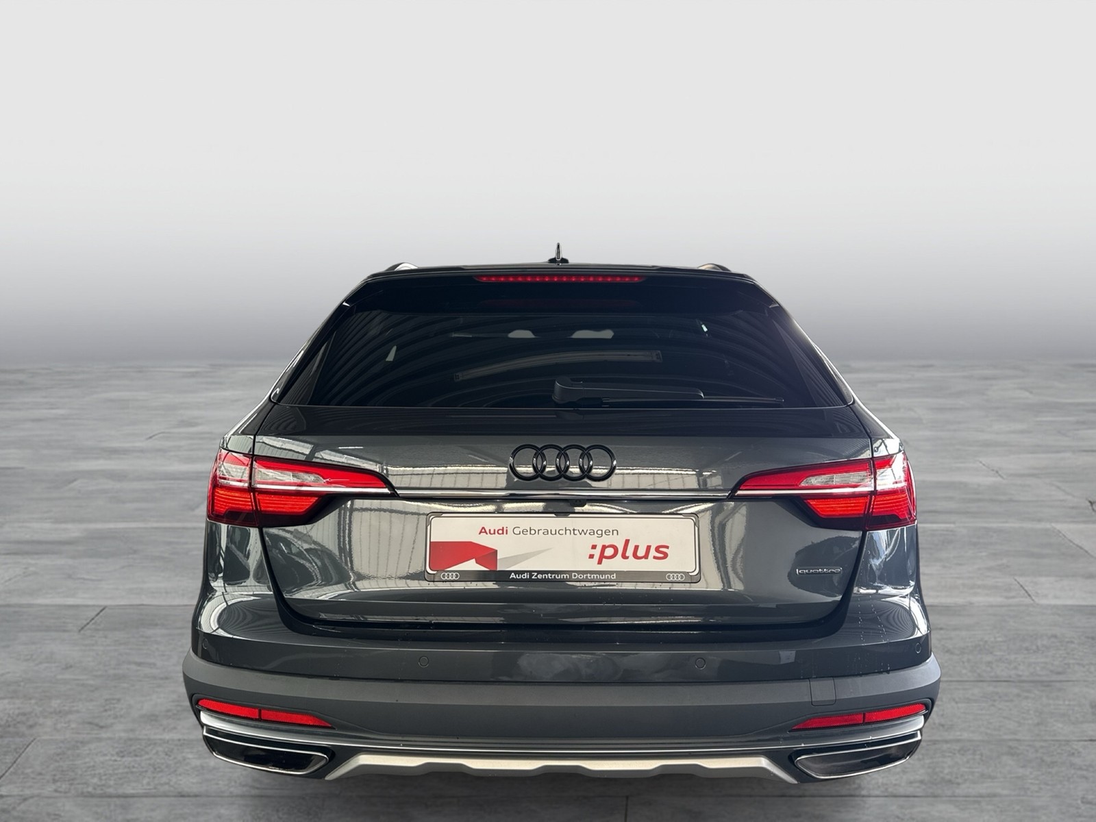 Audi A4 Allroad 50 quattro AHK KAMERA ALU18 eKLAPPE NAVI+