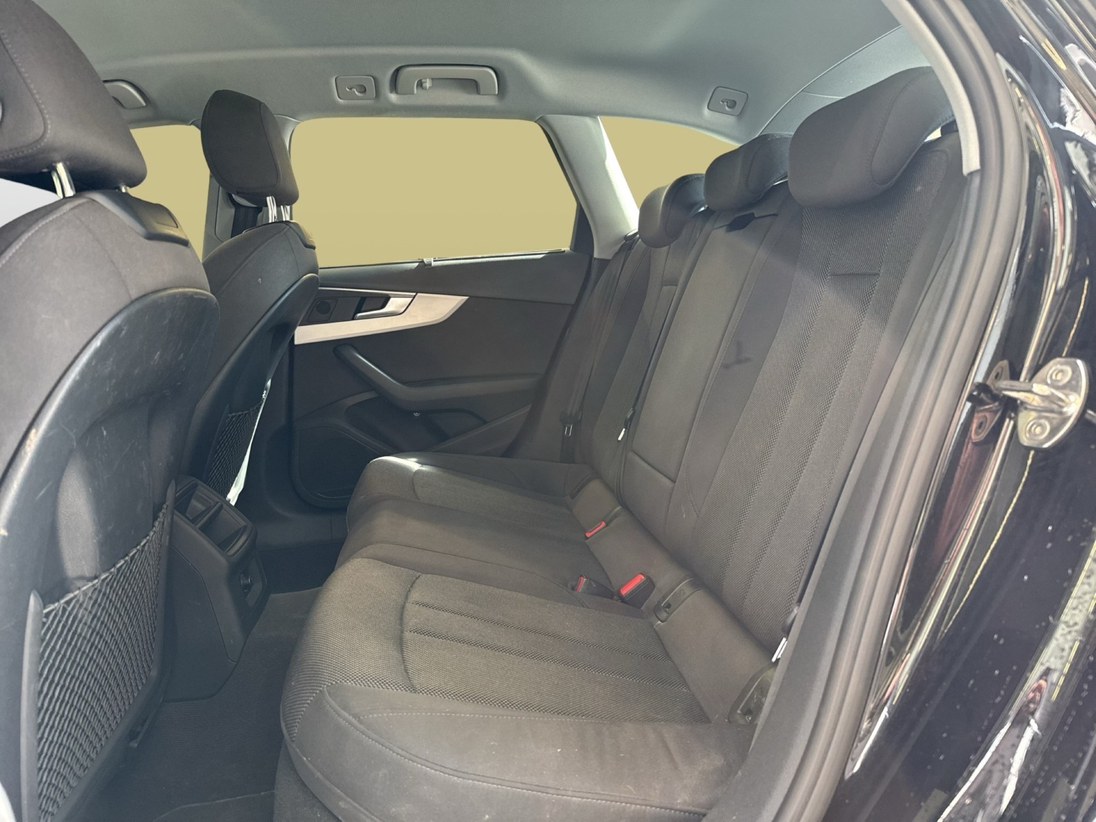 Audi A4 Avant 30 NAVI+ SITZHEIZUNG ALU