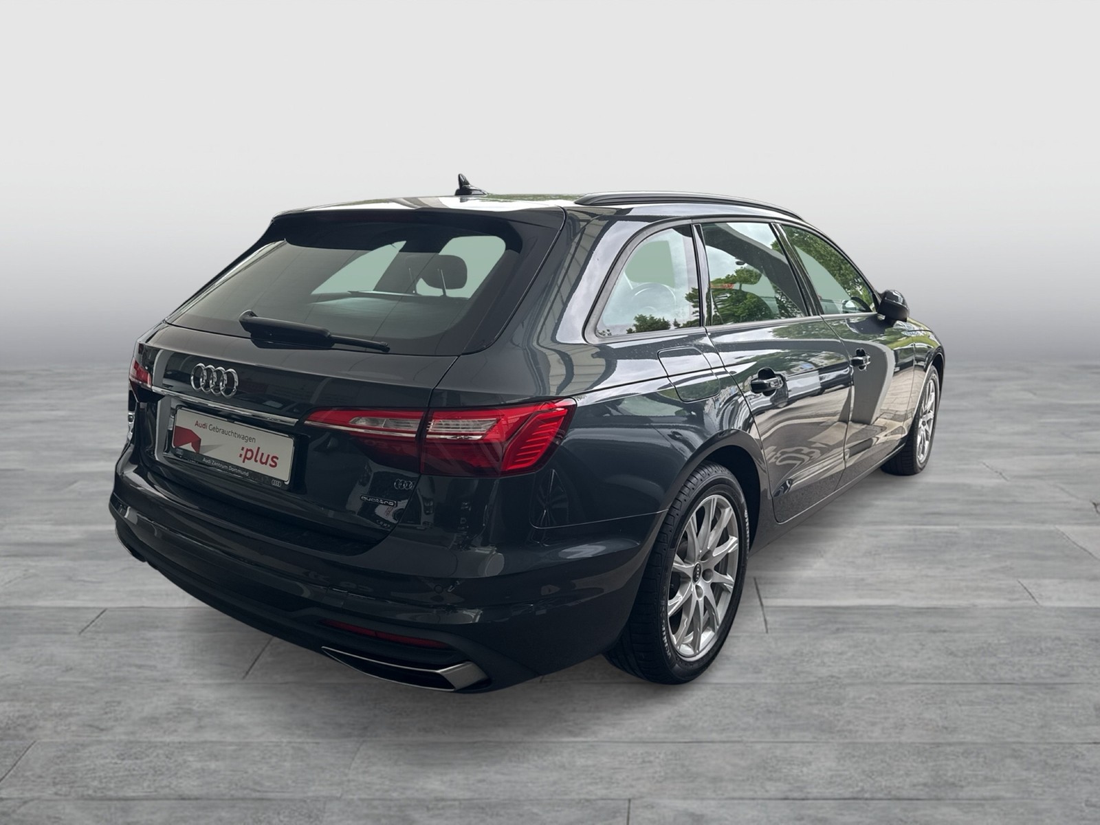 Audi A4 Avant 40 quattro AHK eKLAPPE NAVI+ SITZHEIZUNG