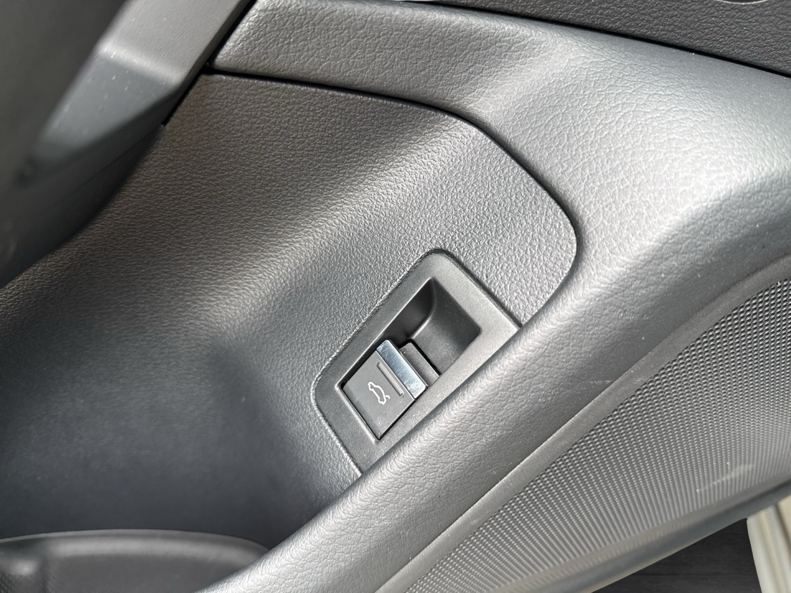 Audi A6 Avant 50 quattro sport LEDER eKLAPPE HeadUp KAMERA