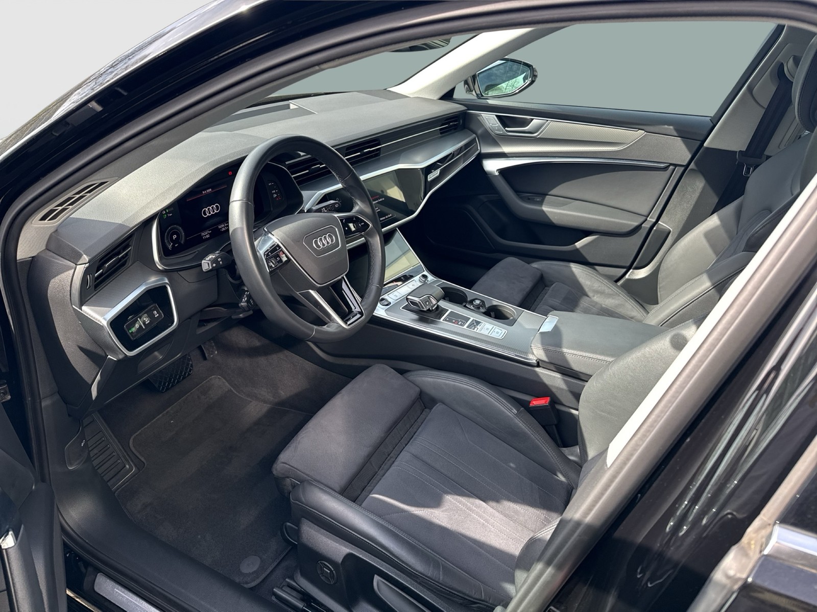 Audi A6 Avant 50 quattro HYBRID S LINE AHK KAMERA TOUR