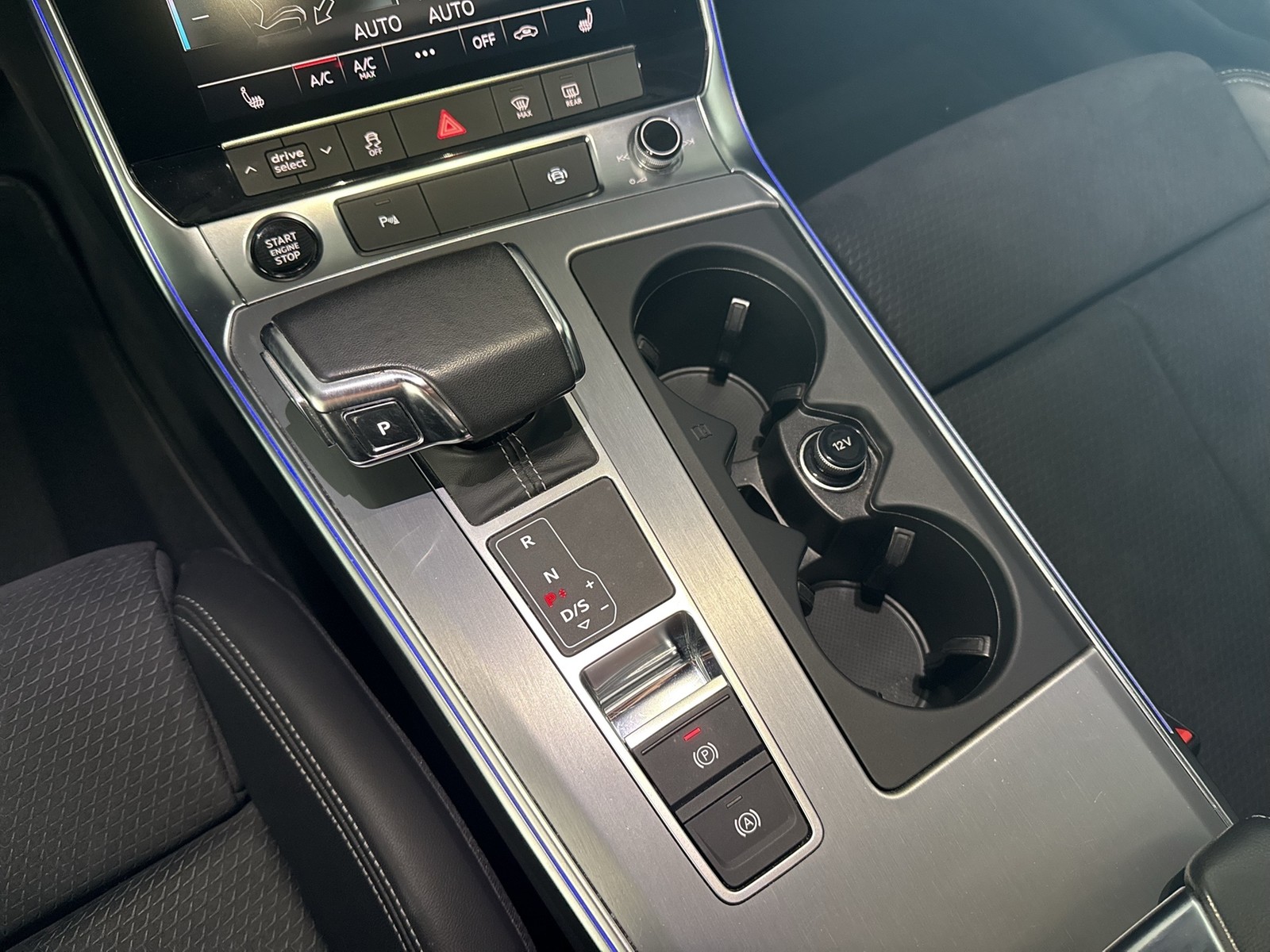 Audi A6 Avant 55 quattro HYBRID S LINE BLACKPAK AHK